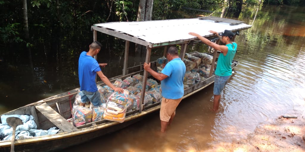 Ecam Projetos Sociais entrega mais de 2 mil cestas básicas no Projeto Quilombo Solidário