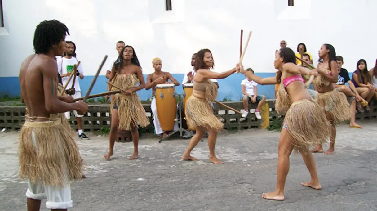 Maculelê: dança que une a preservação da ancestralidade e a forma de protesto quilombola